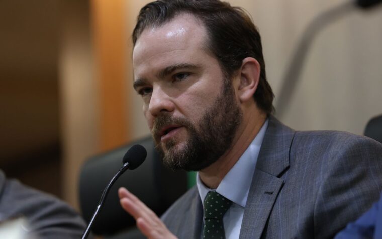Durigan media negociação entre Rio, BNDES e Banco do Brasil
