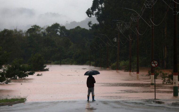 Ciclone extratropical causa tempestade no Rio Grande do Sul