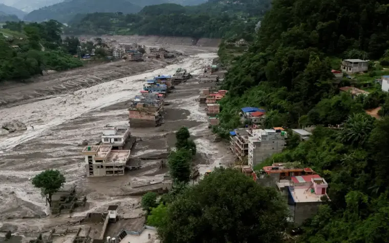 Nepal monitora lagos e mantém alerta para enchentes