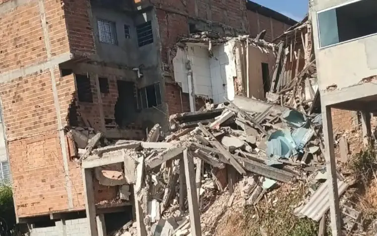 Explosão de botijão de gás interdita 13 casas em São Paulo