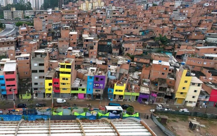 Concentração de riqueza amplia desigualdade política, diz Oxfam Brasil