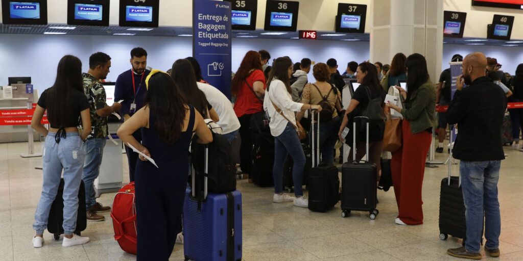 Santos Dumont opera normalmente após 13 voos cancelados
