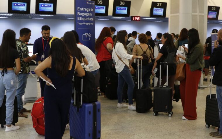 Santos Dumont opera normalmente após 13 voos cancelados