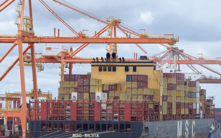 Balança comercial de julho registra superávit de US$ 7 bilhões
