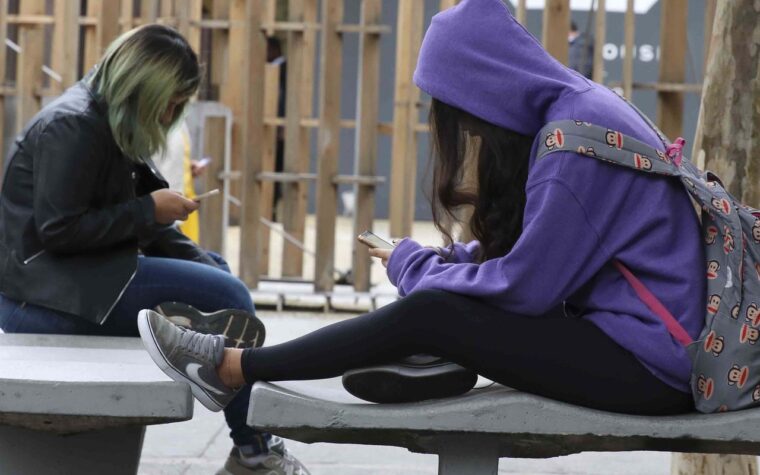 Inclusão digital é essencial na era da IA, afirma educadora