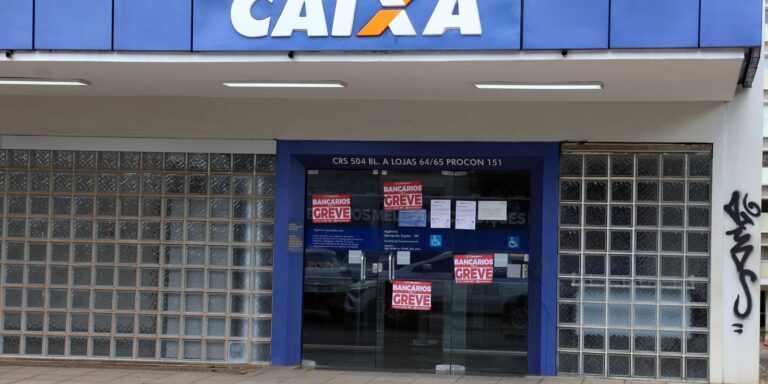 Greve na Caixa continua após trabalhadores rejeitarem proposta