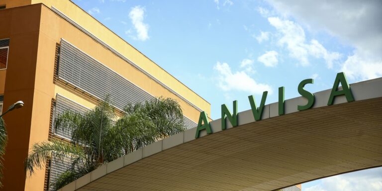 Anvisa proíbe medicamentos irregulares para esclerose múltipla