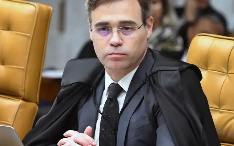 Mendonça afirma ter divulgado conteúdo sobre o caso Master