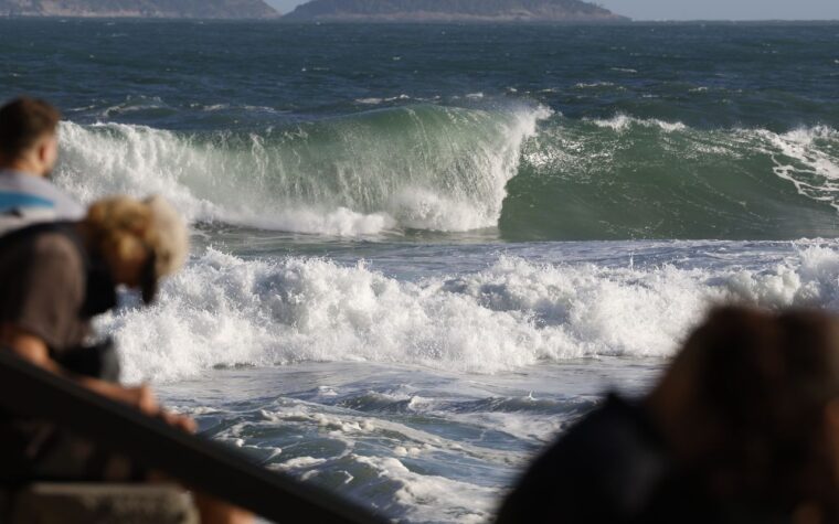 Rio terá chuva e queda de temperatura com mar agitado