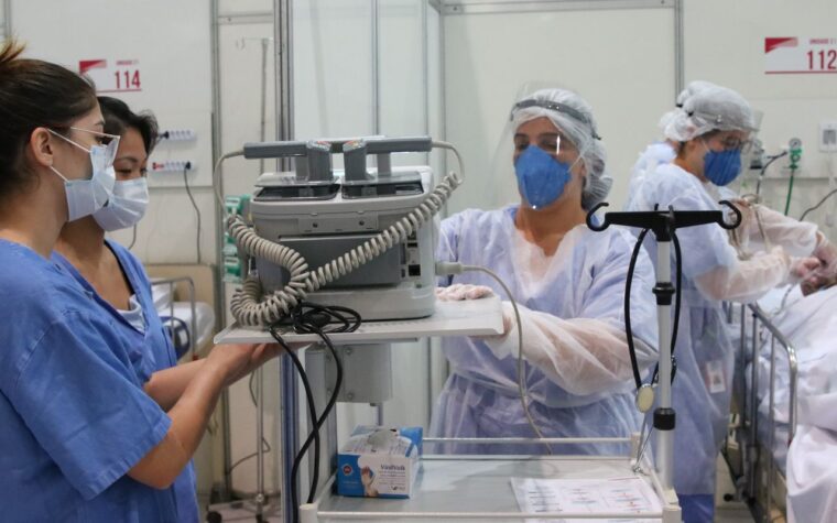 Esgotamento emocional afeta médicos de UTI, aponta estudo
