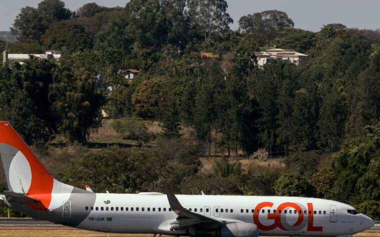 Avião da GOL realiza pouso de emergência em Goiânia