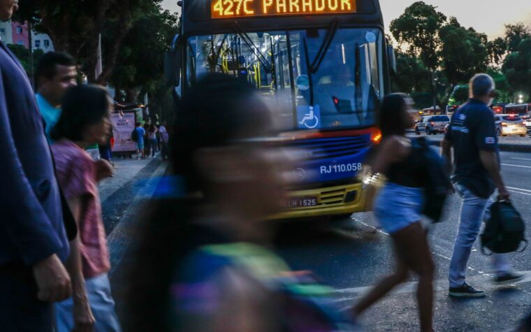 Solidão e exaustão aumentam abstenção nas urnas, aponta pesquisa