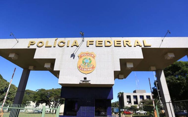 Sindicato da PF apoia diretores afastados