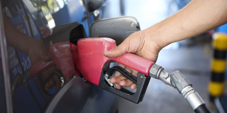 Subsídio ao diesel de R$ 2,12 será mantido por 30 dias