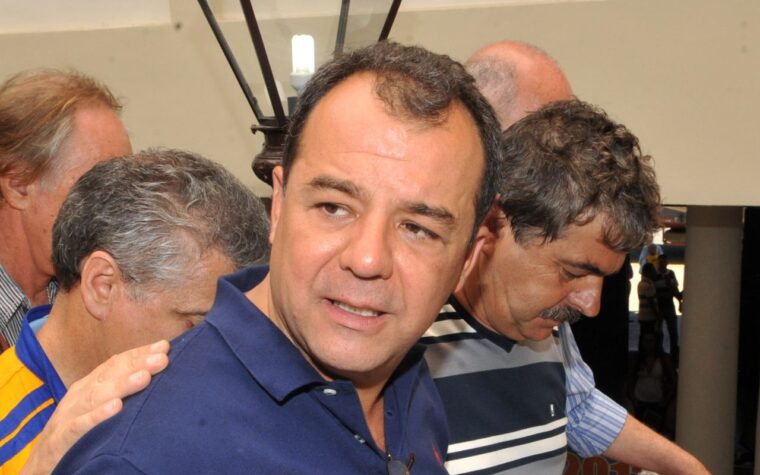 Cabral condenado por regalias durante prisão no Rio