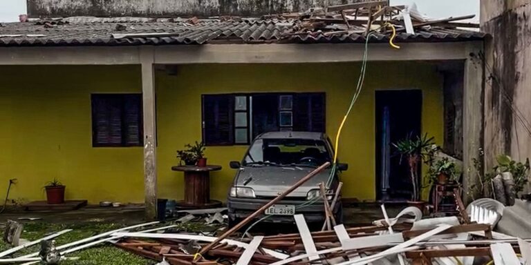 Desaparecimento de quatro pessoas no RS após temporal