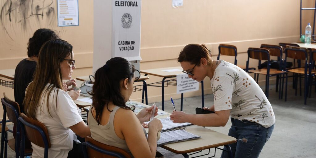 Abstenção de 22,5% marca votação em SP no primeiro turno