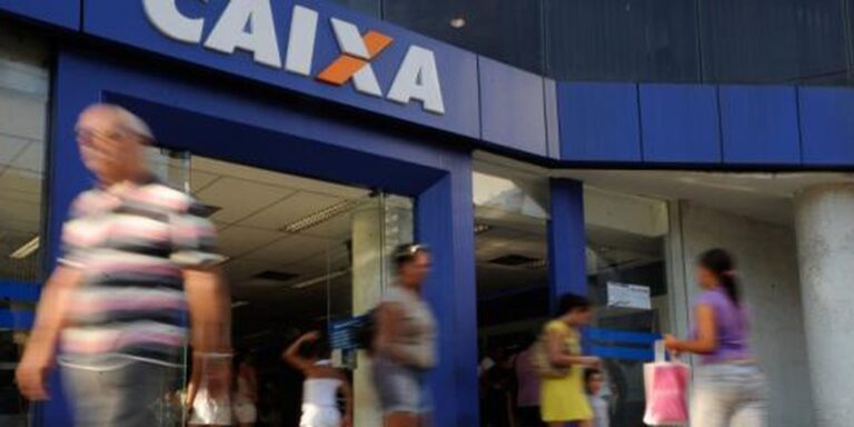 Serviços bancários no feriado de 12 de outubro