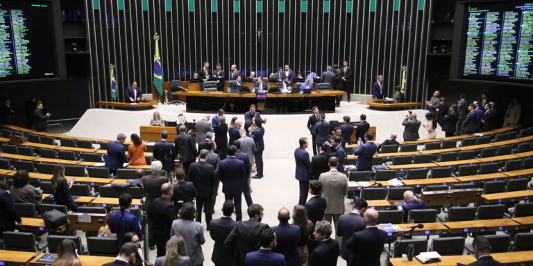 Cresce representação de mulheres no Congresso Nacional