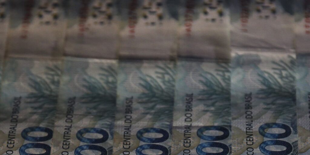 Mercado eleva previsão da inflação para 5,01% em 2026