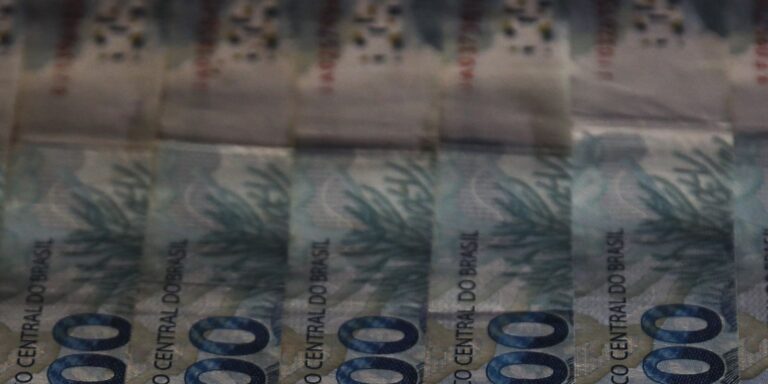 Mercado eleva previsão da inflação para 5,01% em 2026
