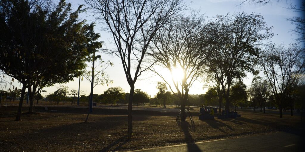 Calor e chuva seguem em diversas regiões do Brasil